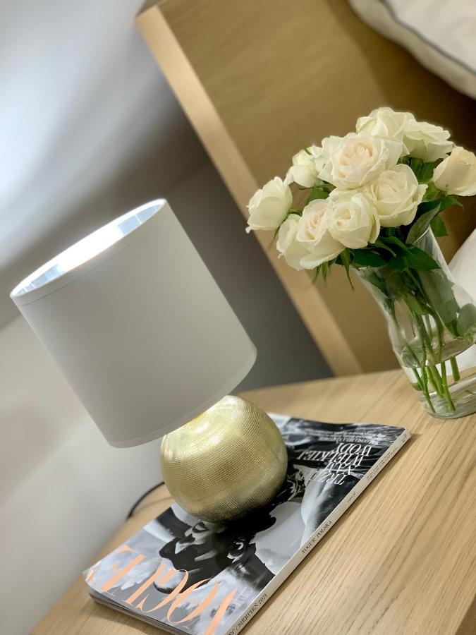 Apartament W Centrum Miasta Z Darmowym Parkingiem Dla Dwojga -Apartamenty Pod Zlotym Lwem Клодзко Екстериор снимка